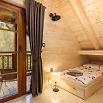 In With Sauna Brod na Kupi